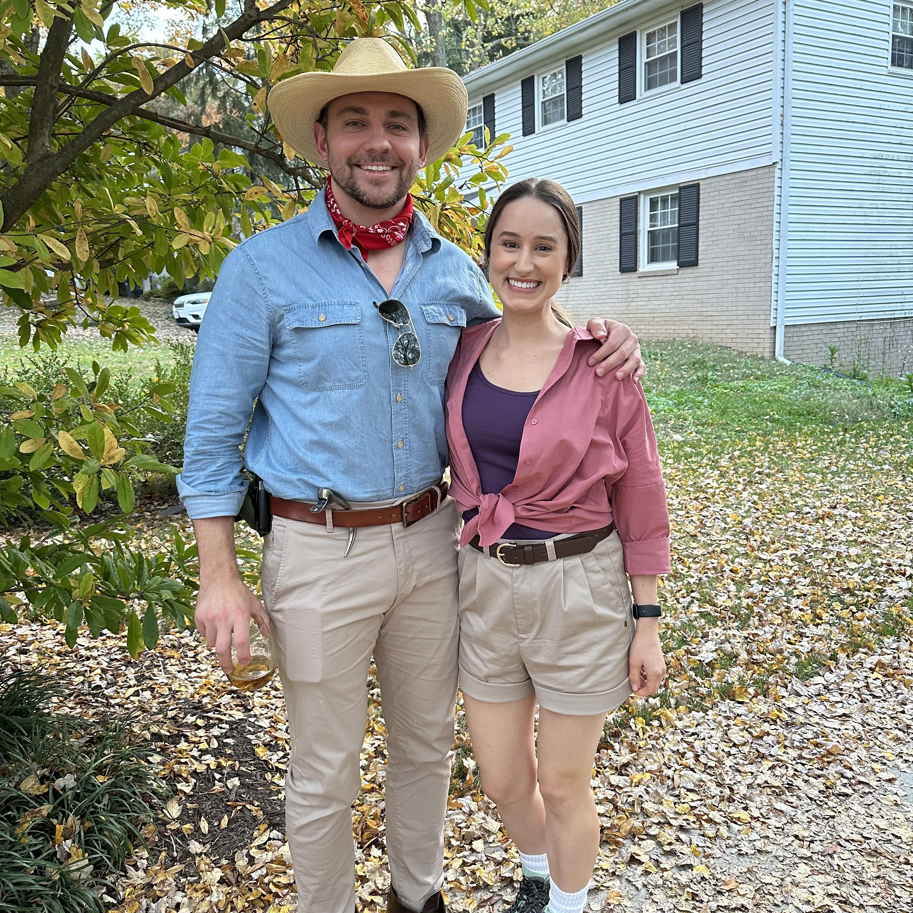 The only couples costume Matt could be talked into--Dr. Alan Grant & Ellie Sattler from Jurassic Park.