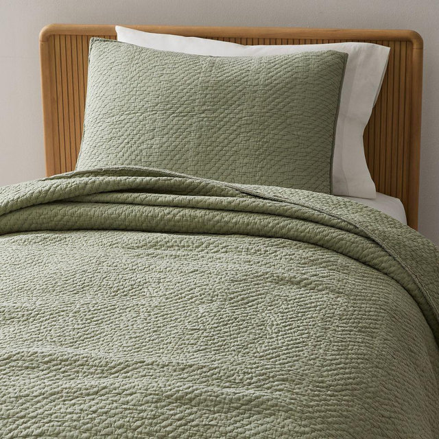 Reflections Matelasse Quilt, Twin/Twin XL, Celadon