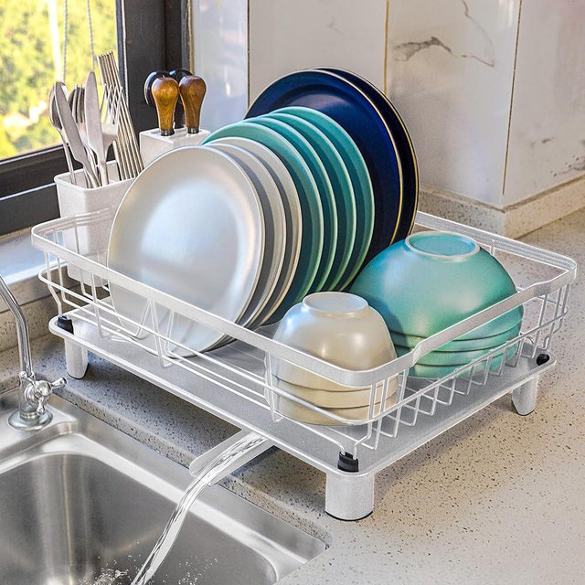 Goderewild Iron Dish Drying Rack, Space-Saving Design with Drainboard and Swivel Spout, Countertop Drainer, Removable Utensil Holder for Kitchen, Durable for Plates, Bowls.（1t-White）