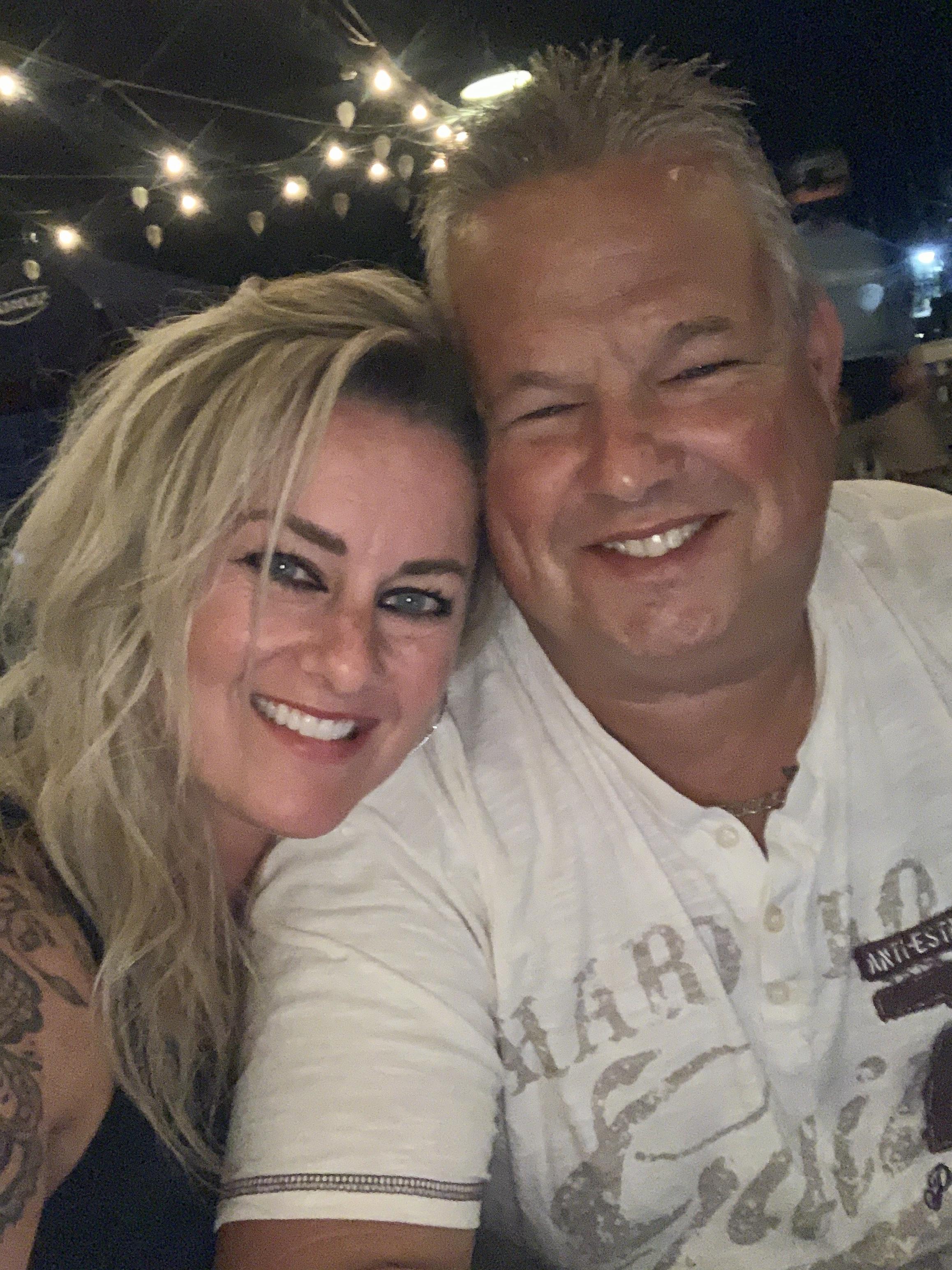 The Wedding Website of David Galloway and Laurie Sullivan