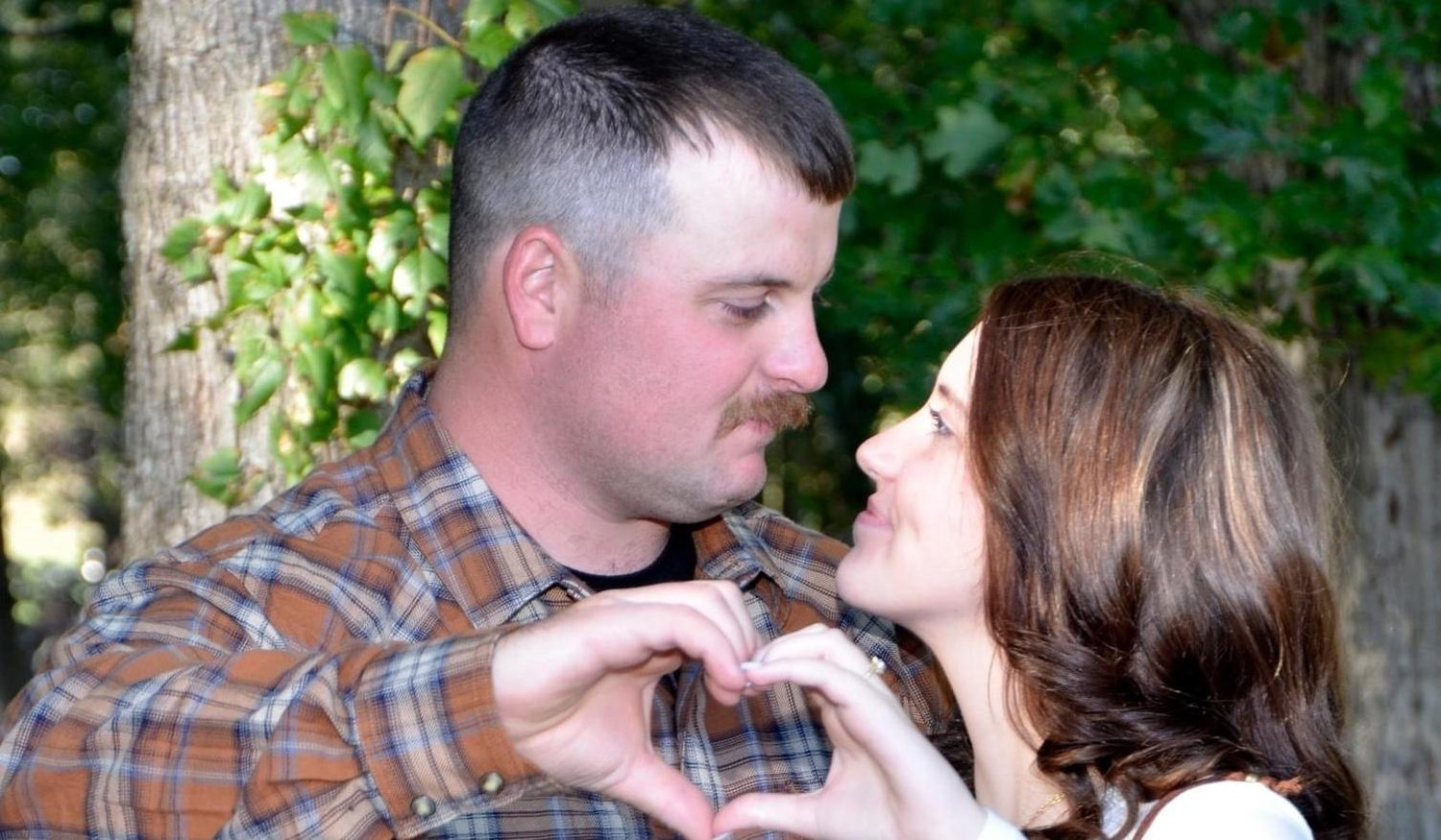 The Wedding Website of Marissa Bumgarner and Elijah Frizsell