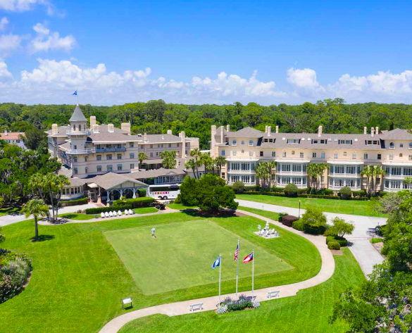 The Wedding Website of Fiona Hart and Brantley Saye