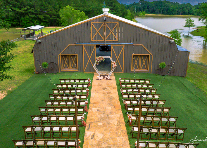 The Wedding Website of Shelby Smith and Carl Warner