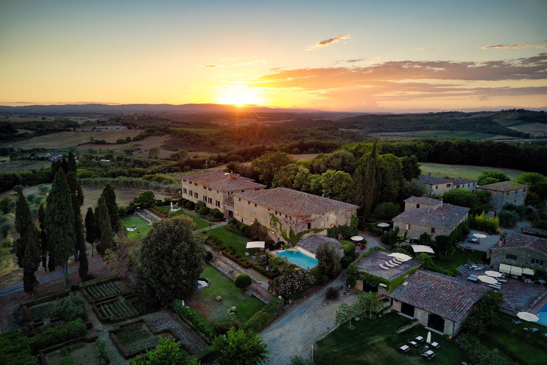 The Wedding Website of Stephanie Callino and Aaron Rucinski