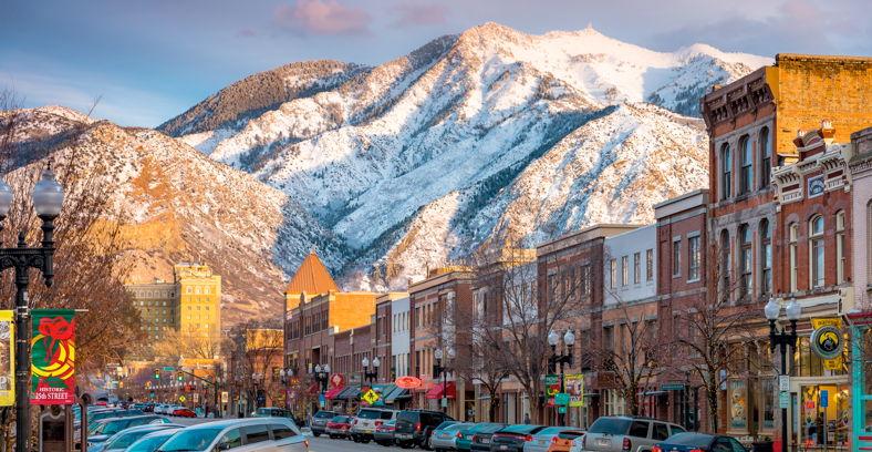 The Wedding Website of Lynsey Craig and Kaidan Mickelsen