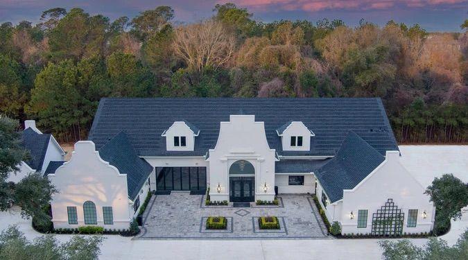 The Wedding Website of Julia Wise and Gabriel Nguyen