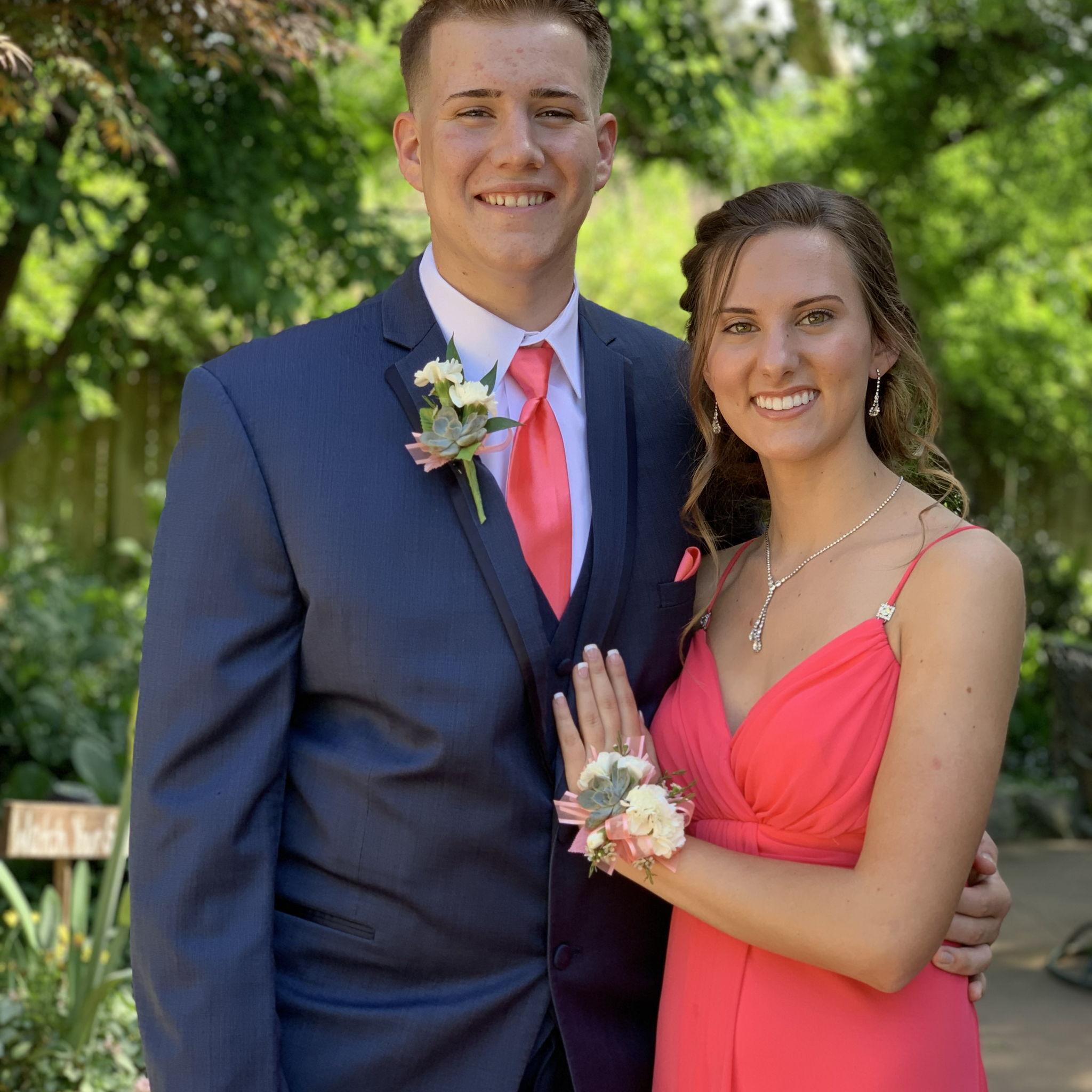 Sharon's Senior Prom, 2019