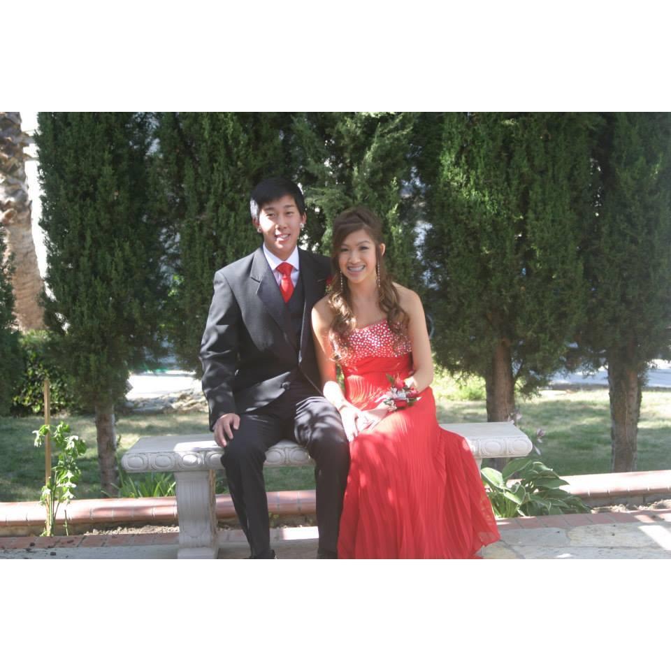 Welcome to our Beginning
Prom 05/25/13