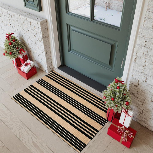 Tiveney Christmas Door Mat, 2' x 3' Outdoor Rug Machine Washable Front Door Rugs Cotton Hand-Woven Entryway Rug, Indoor Black and Khaki Layered Door Mats for Entrance/Farmhouse/Bathroom