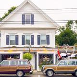The Seal Pub & Cafe