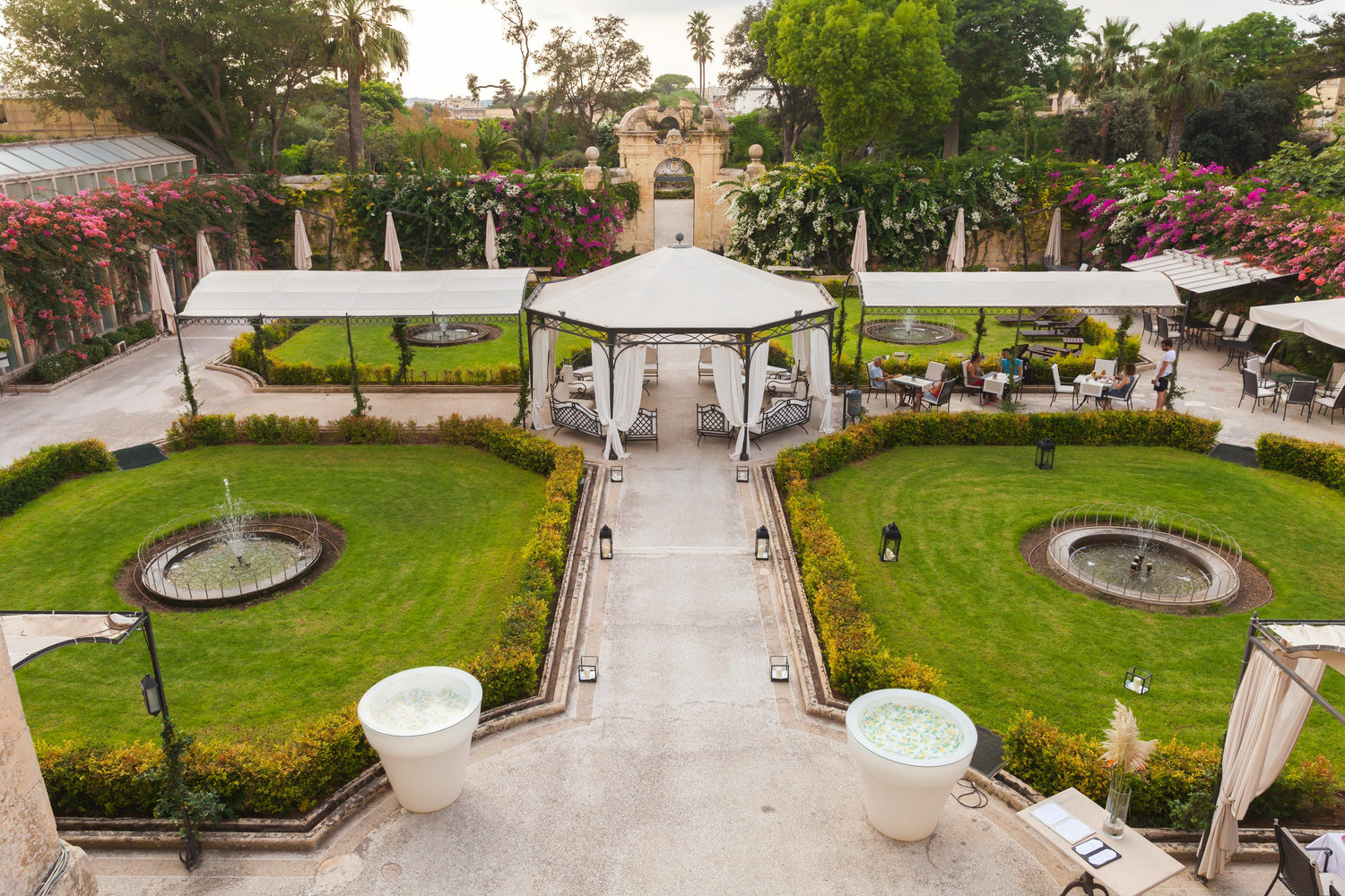 The Wedding Website of Thomas Baker and Alexandra Attard