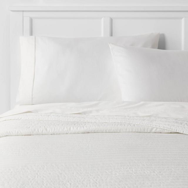 King Garment Washed Microfiber Quilt White - Room Essentials™