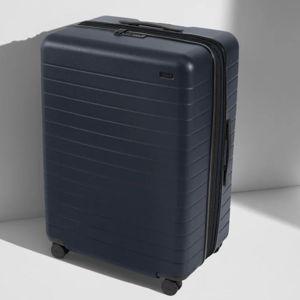 AWAY Luggage - The Large Flex