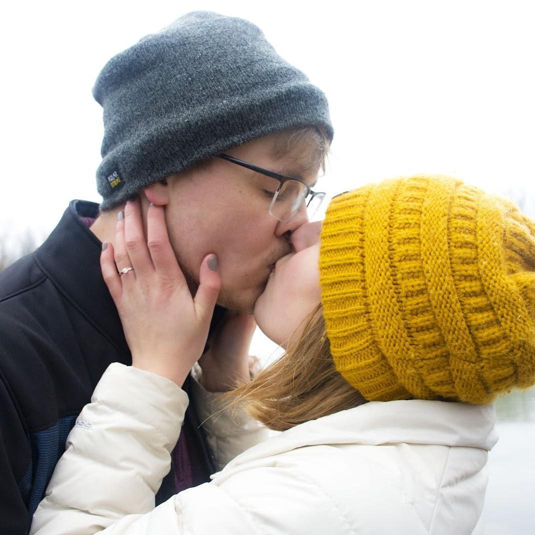 January 3, 2021
We smoochin'