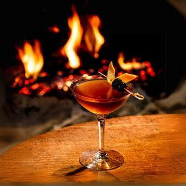 Cozy alpine cocktails by the fire