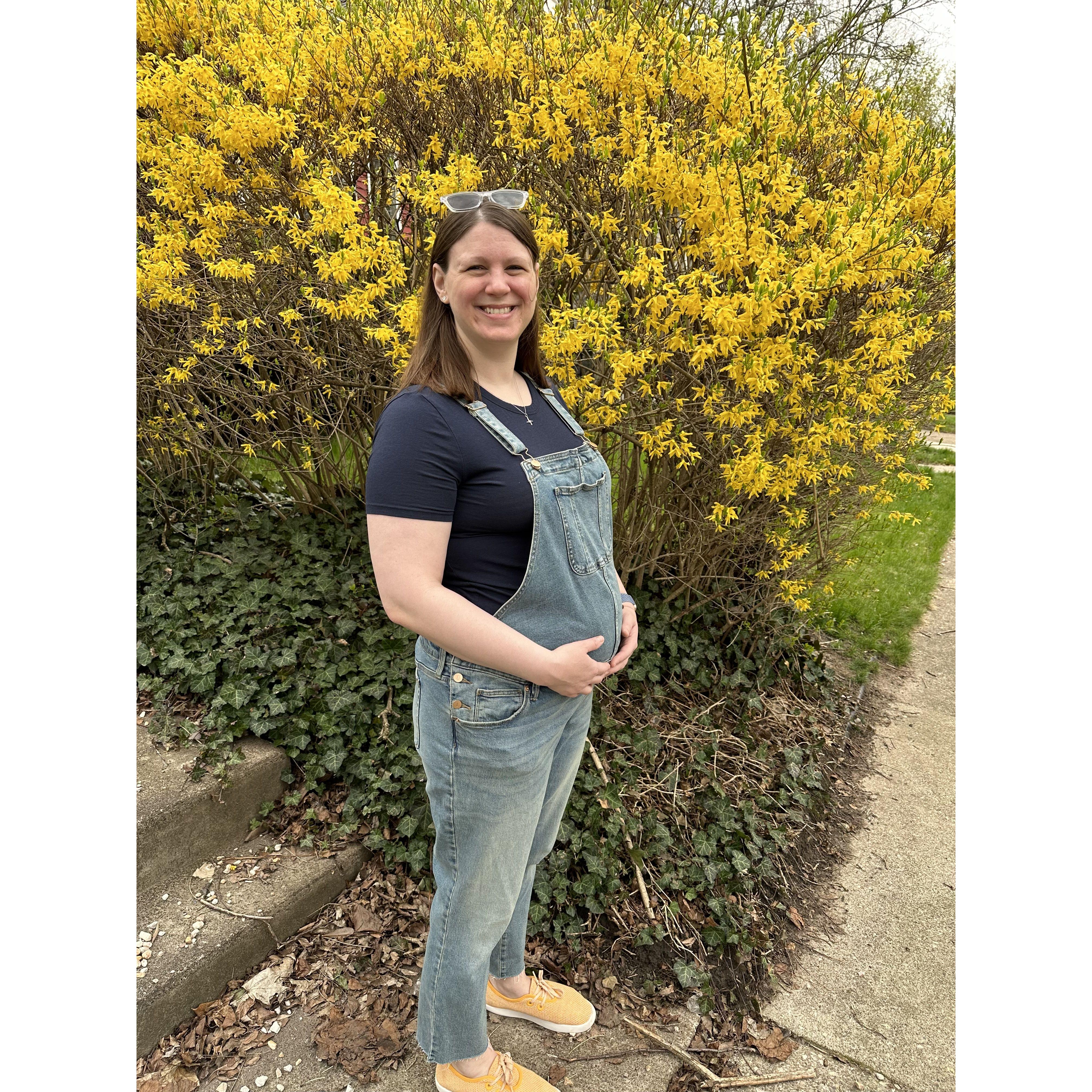 Mom and Baby at 18.5 weeks!