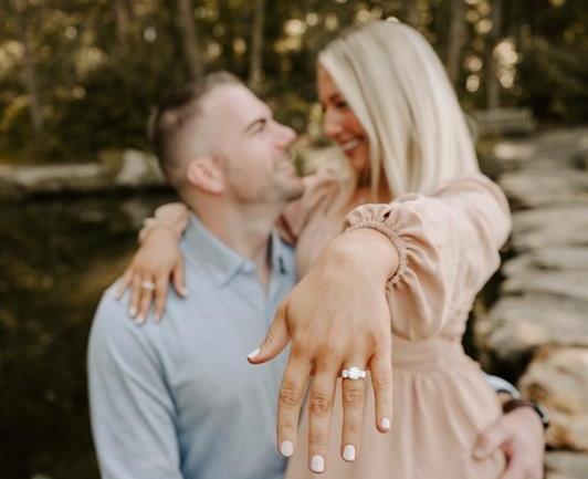 The Wedding Website of Lexi Burton and Gabe Skrobot