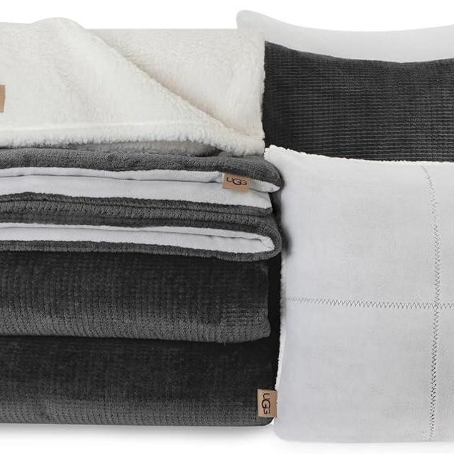 UGG 32537 Remina Full-Queen 5-Piece Comforter Set Luxurious Comforter and Two Shams with 18 x 18-inch Decorative Throw Pillow and 50 x 60-inch Throw Blanket, Full/Queen, Charcoal