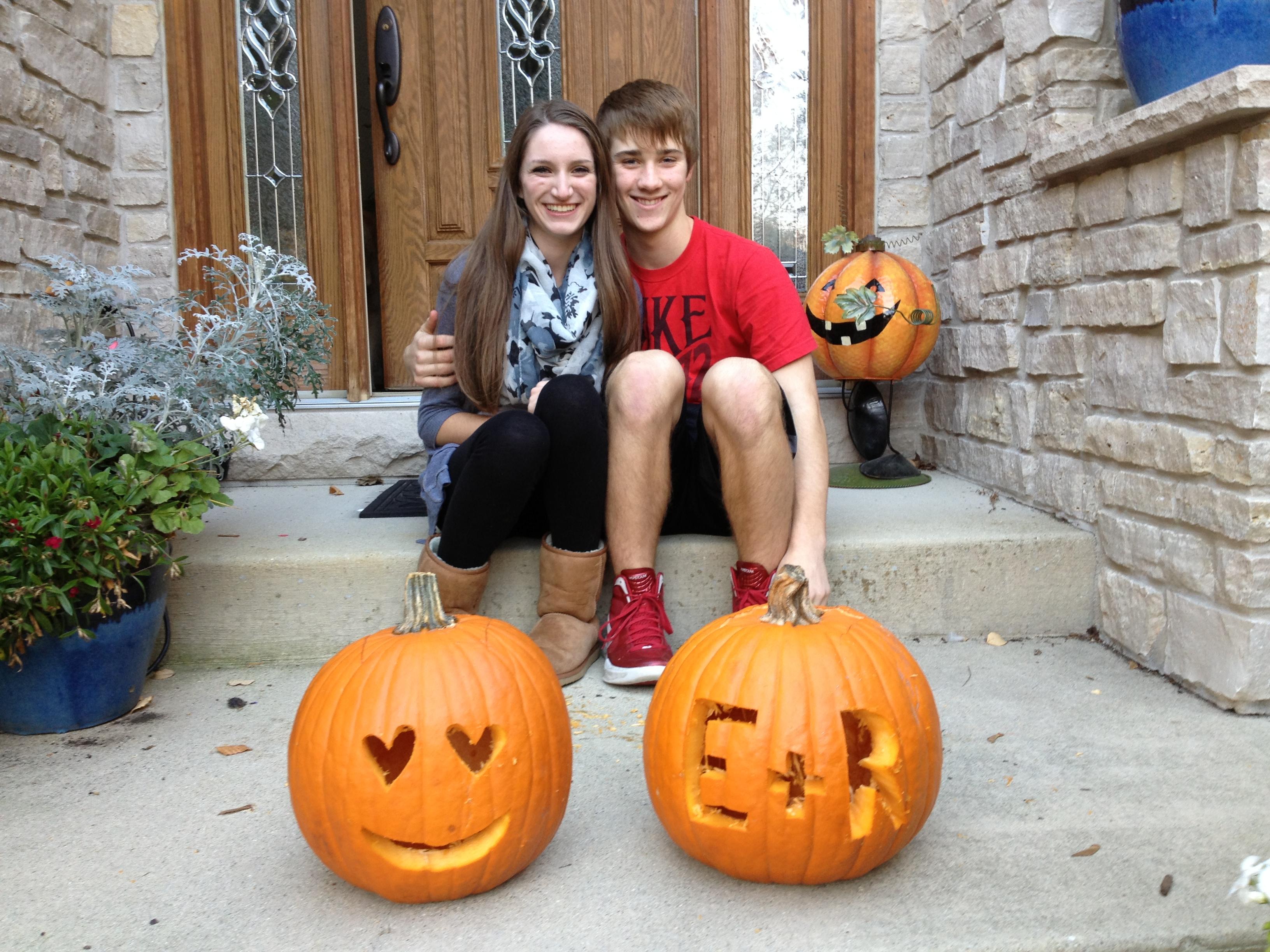 The Wedding Website of Rachel Young and Evan Pike