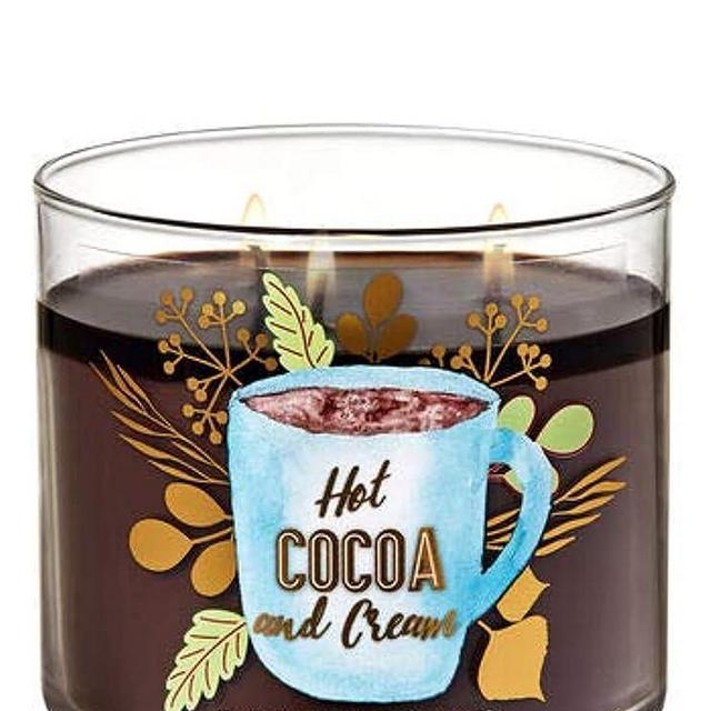 White Barn Bath & Body Works 3 Wick Candle Hot Cocoa and Cream
