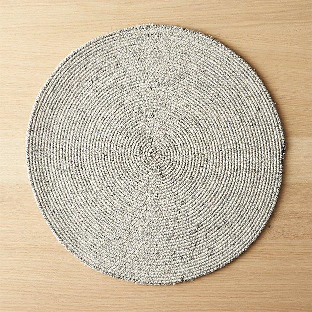 Round Woven Black Placemat
