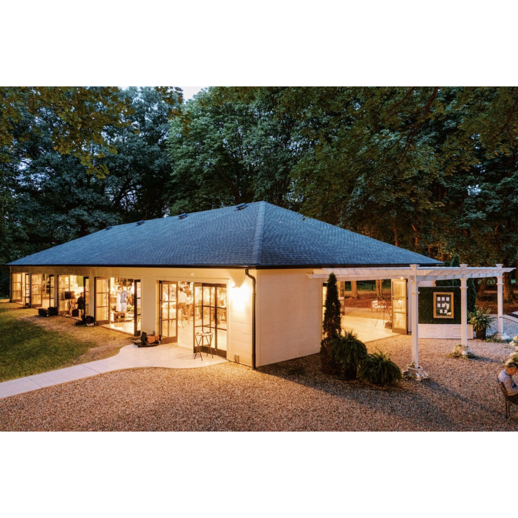 Celebration house (reception)