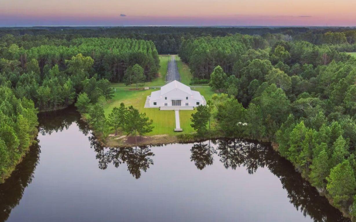 The Wedding Website of KAYSIE SMITH and TROY EDENFIELD