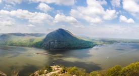 Breakneck Ridge Trail
