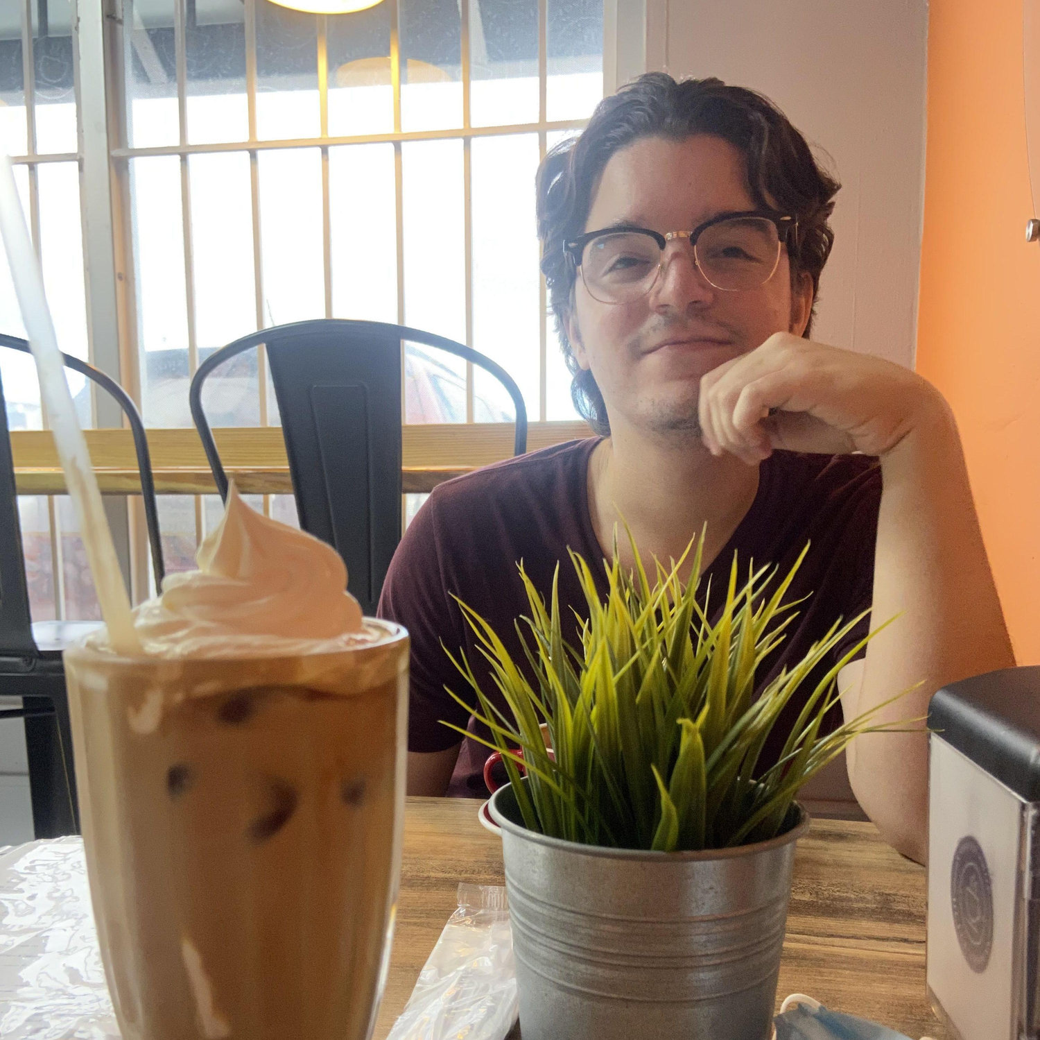 27・septiembre・2022 Siempre puestos para un café