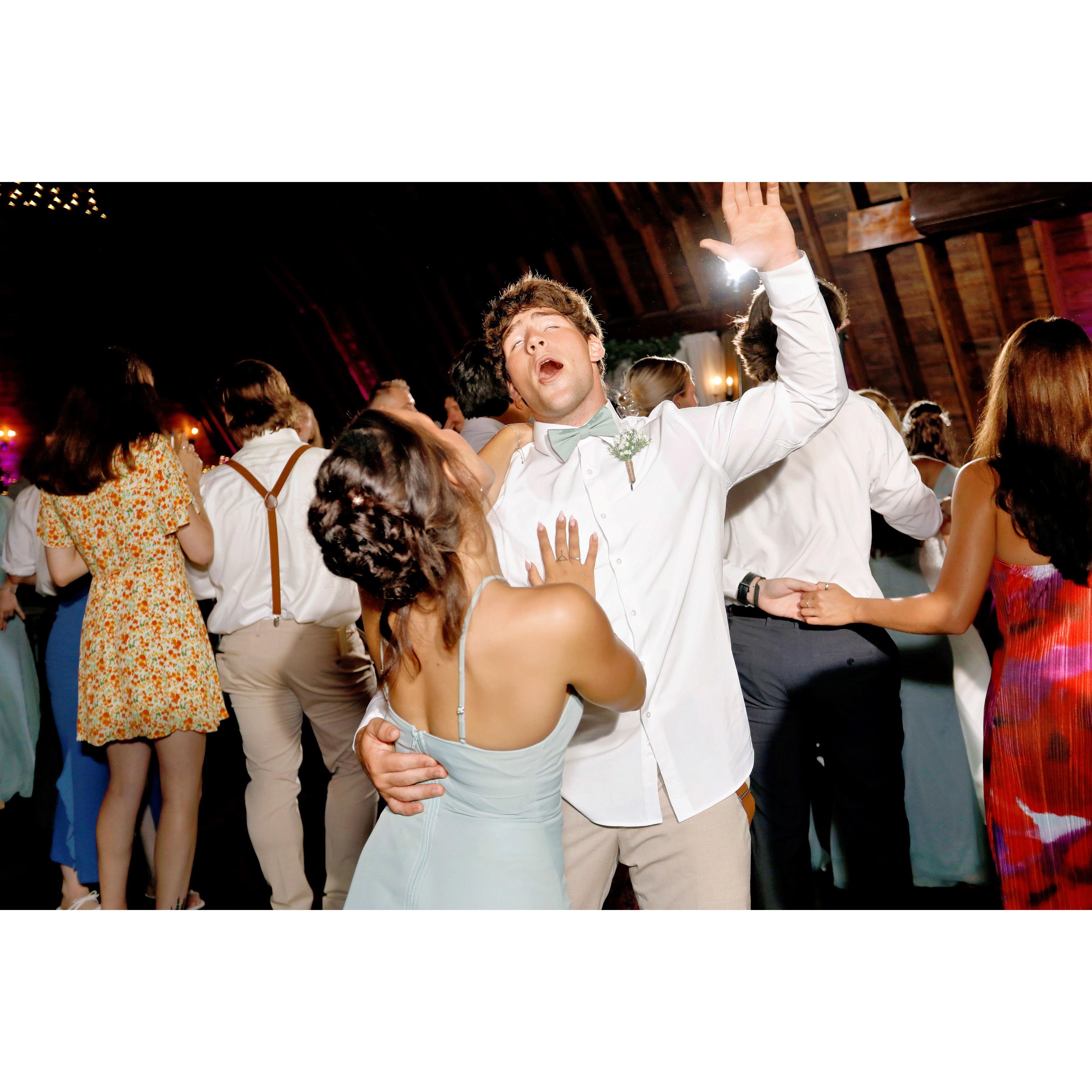 Reception Photos - https://photos.app.goo.gl/BgLyWGwmmW5uWAeD8