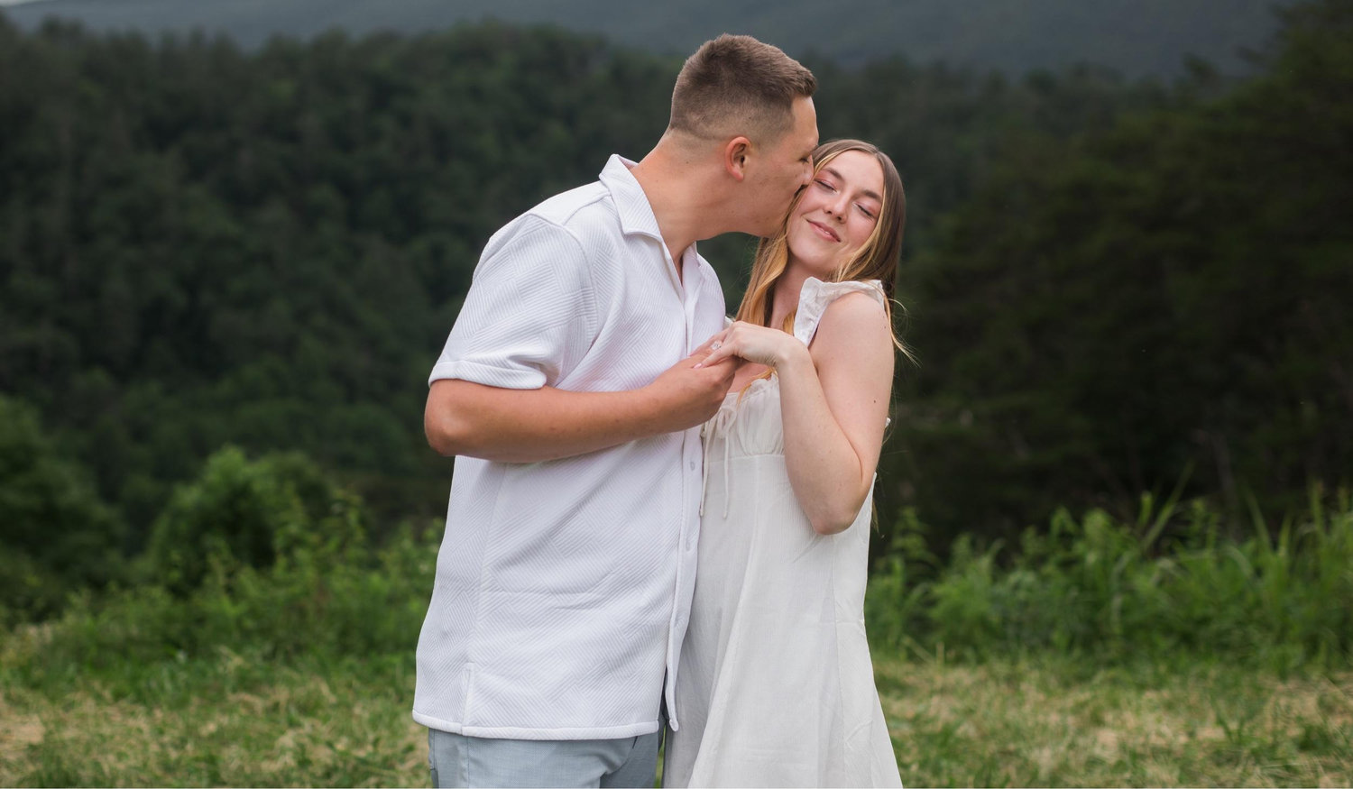 The Wedding Website of Makenna Dilley and Ezra Small