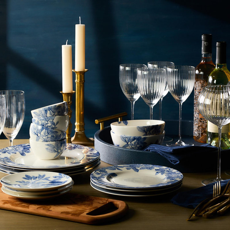 242 ジャネットデルファイトブルー チャイルドプレート4p Caskata, Arbor Rimmed Dinner Plate | Zola