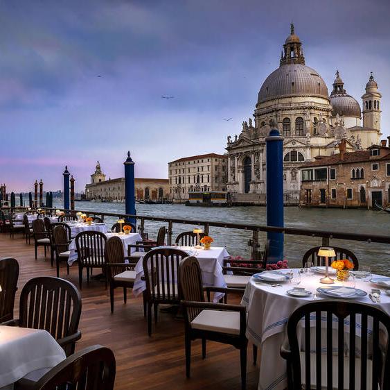 Romantic honeymoon dinner in Venice