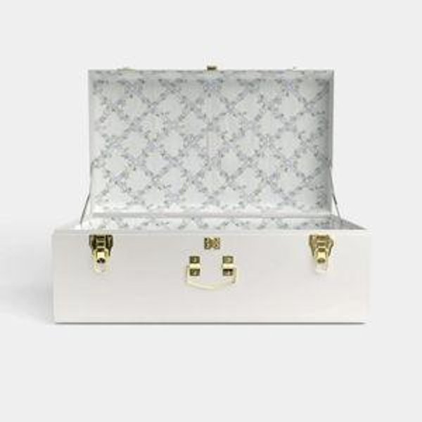 Grand Bridal Trunk