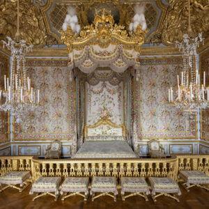 Chic Bedframe Fund
