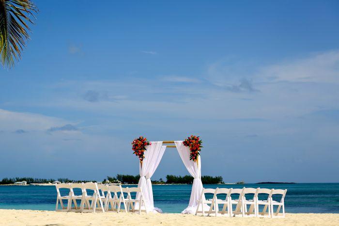 The Wedding Website of Jenna Peterson and Troy Lynch