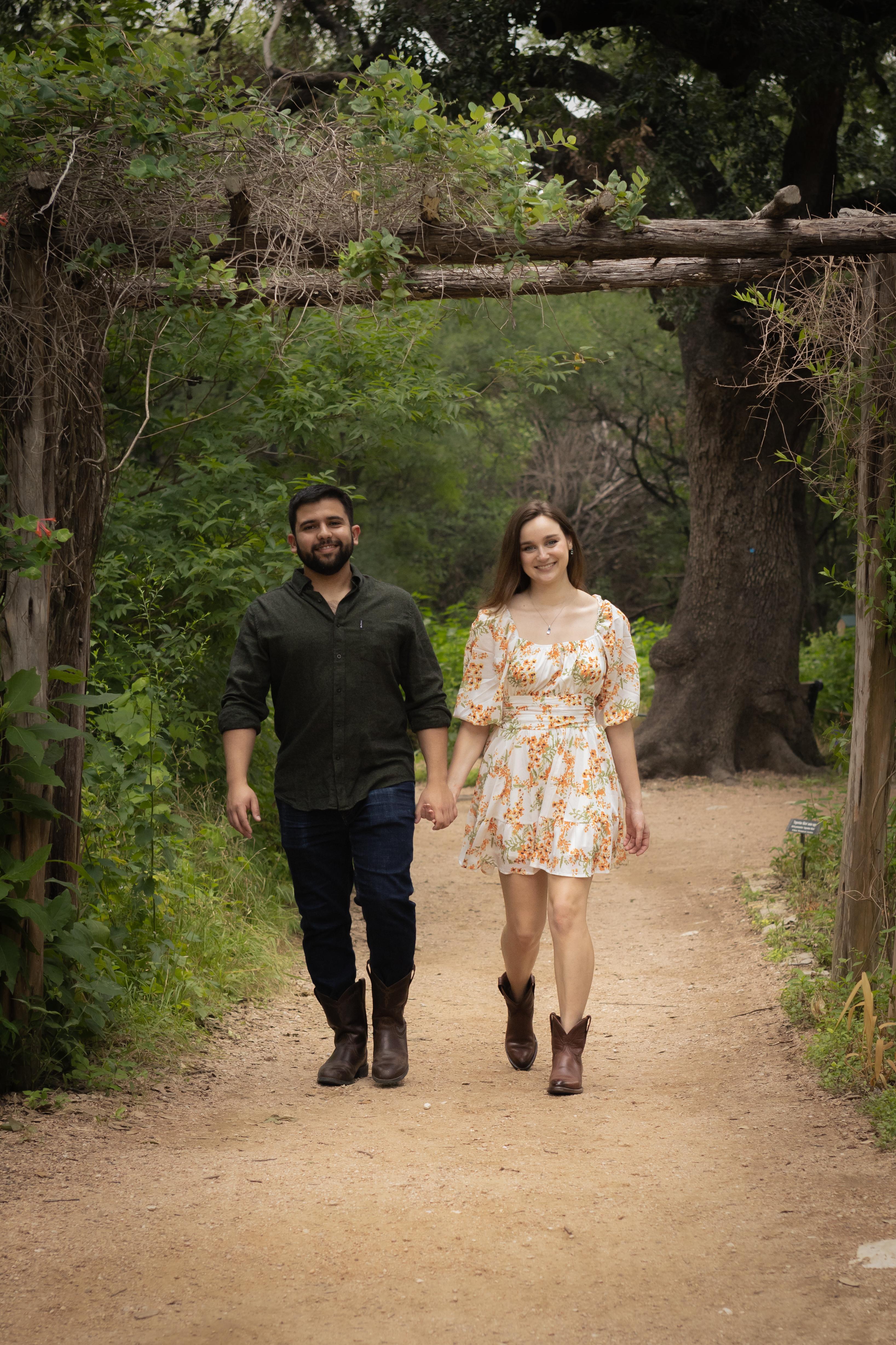 The Wedding Website of Hannah Campbell and Jose Ruiz Rojas