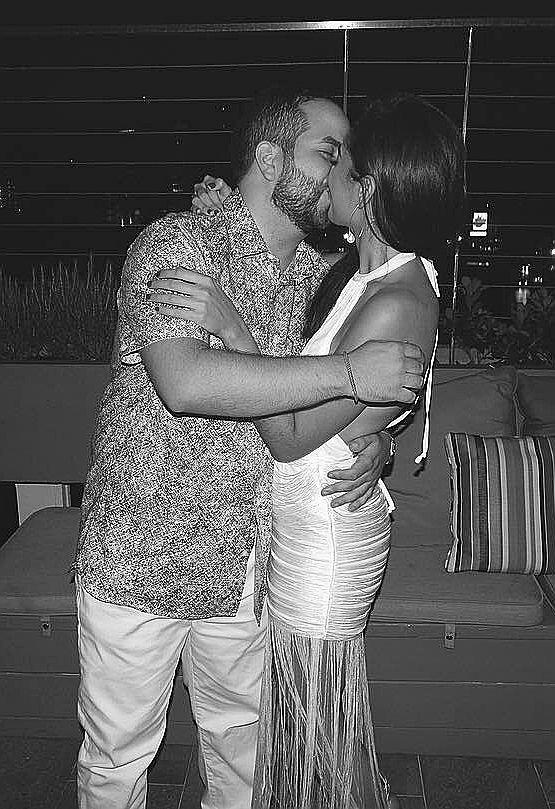 The Wedding Website of Adrianna Cueto-Márquez and Edwin Narváez
