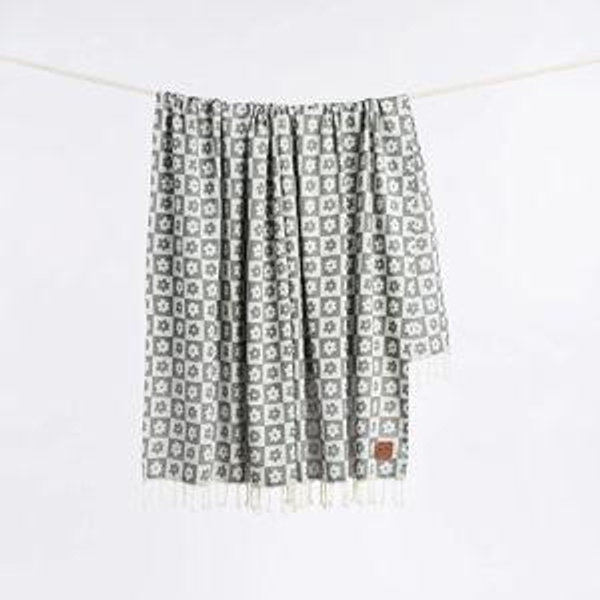 Gigi Lightweight Beach Blanket