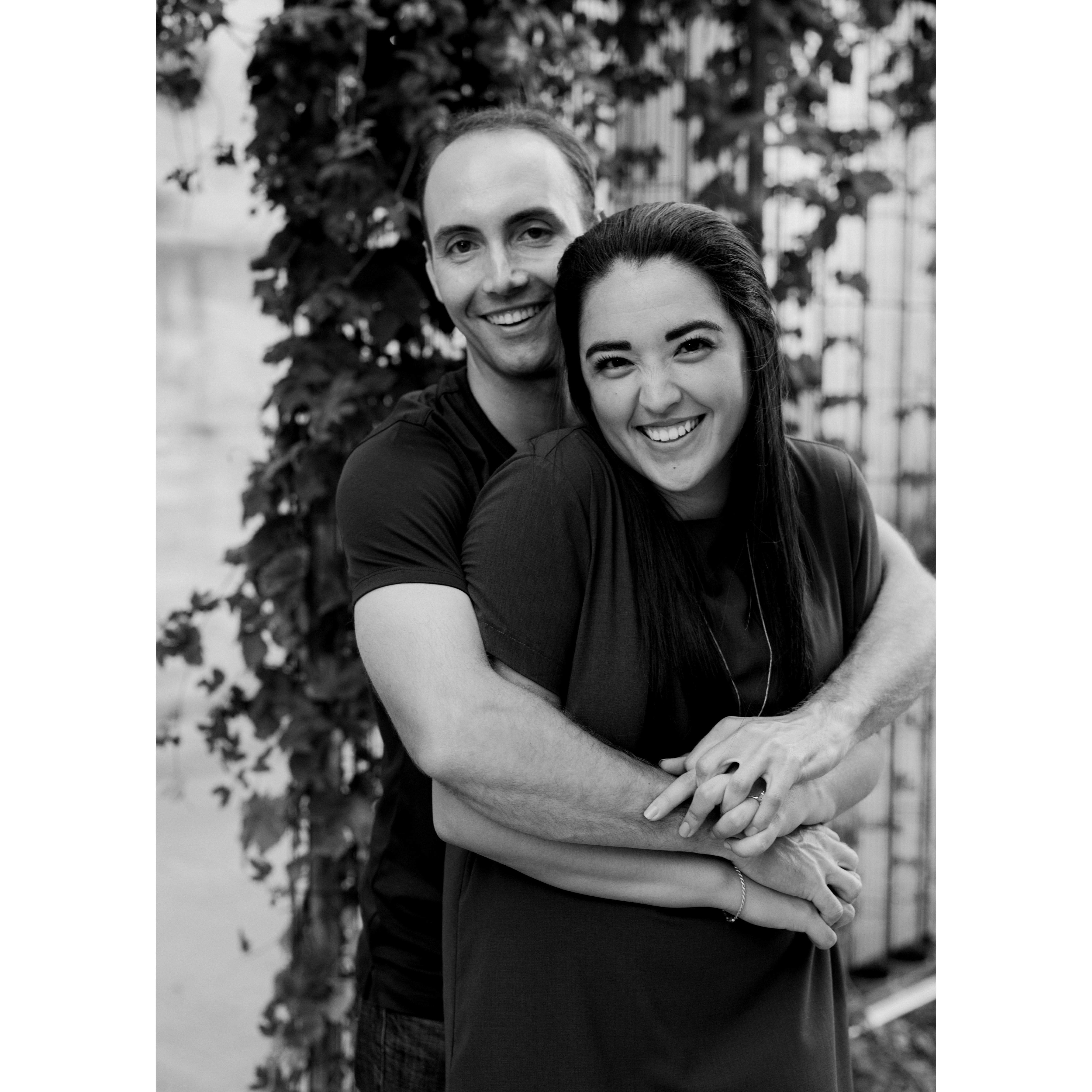 Engagement photos - St. Anthony Main (2020)