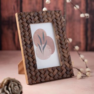 Criss Cross Wood Picture Frame