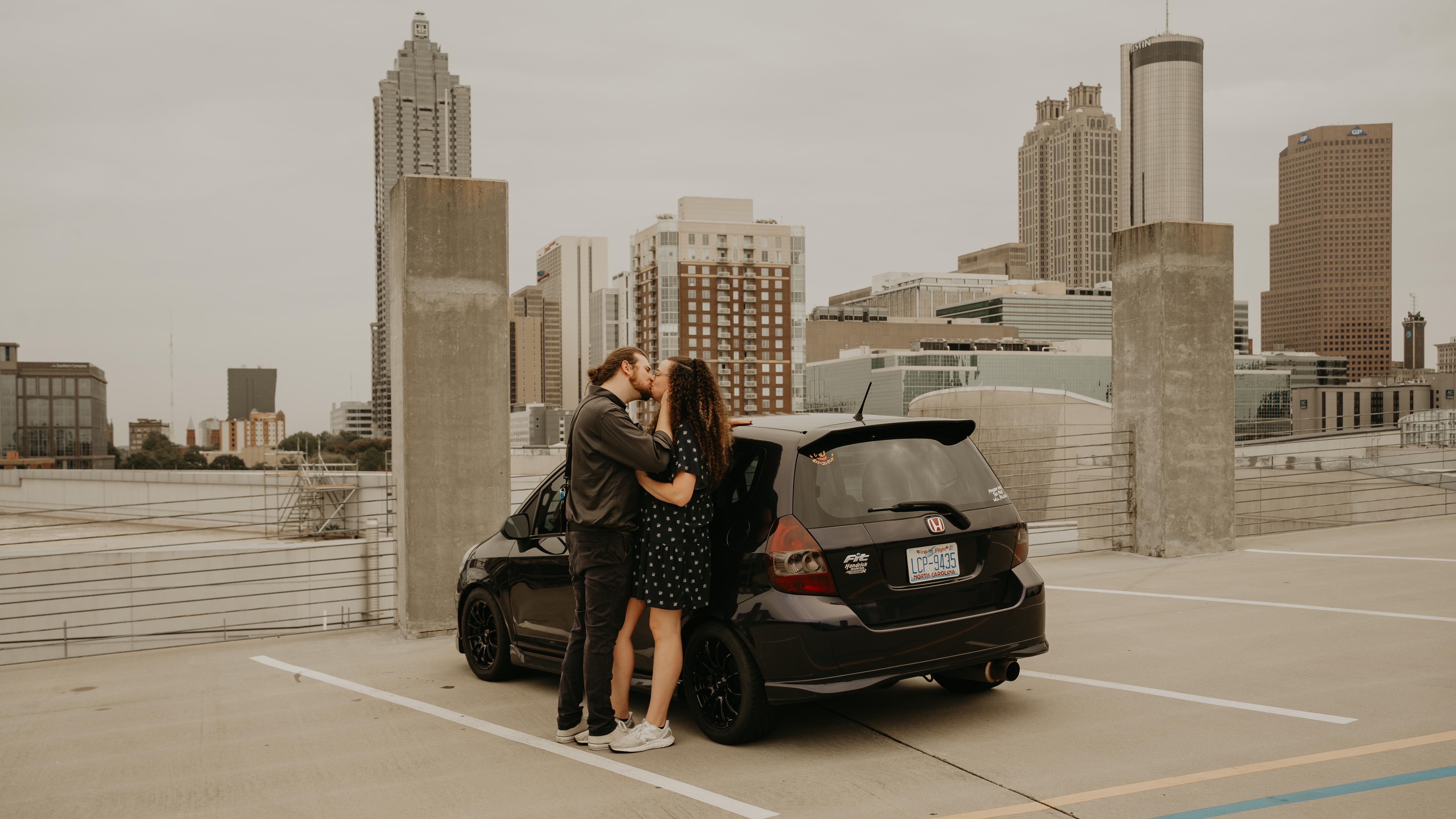 The Wedding Website of Ashton Hall and The Wedding of Gavin Mills