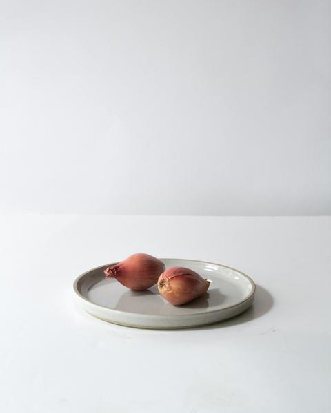 Hasami Plates in Grey Gloss