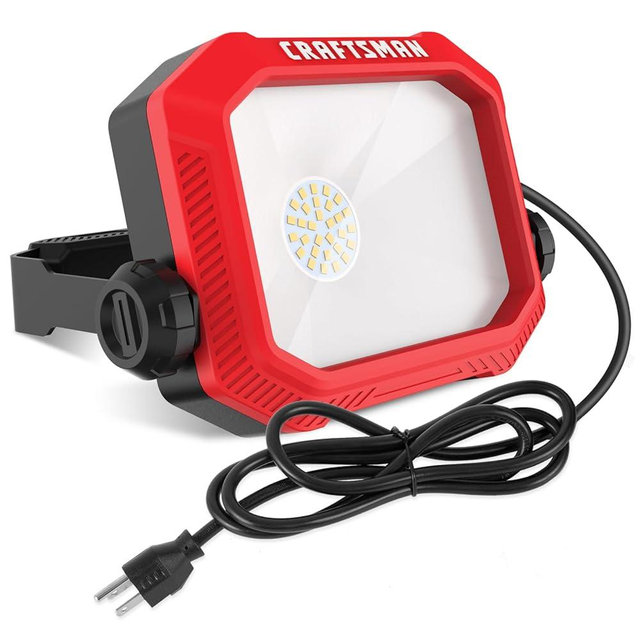CRAFTSMAN 2500 Lumen LED Portable Work Lights with 2-in-1 Adjustable Metal Stand/Handle, Cool White, Shatterproof Glass Lens, 5FT Power Cord, ETL Certifed, Perfect for Heavy Duty