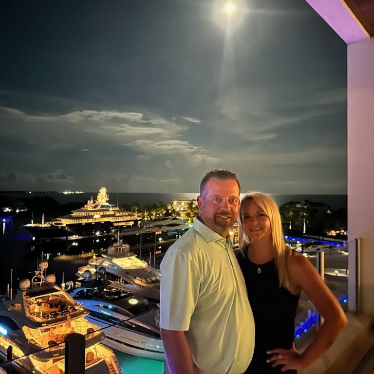 Ellie and Mike in Bahama's