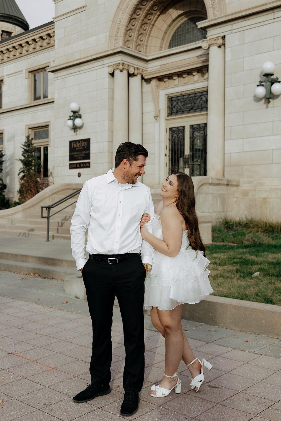 The Wedding Website of Alyssa Jones and Adam Henwood