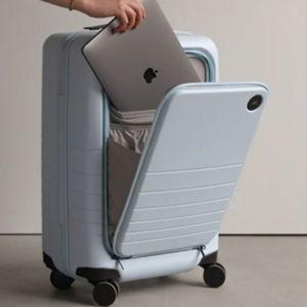 Carry-On Pro