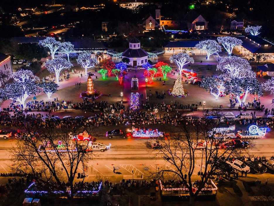 The Wedding Website of Erika Tabor and Lloyd Lenormand