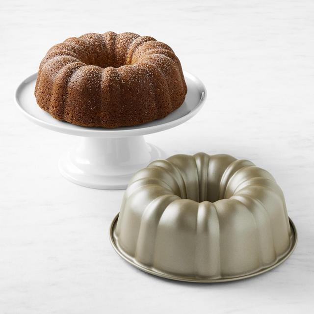 Williams Sonoma Goldtouch® Pro Nonstick Fluted Tube Cake Pan
