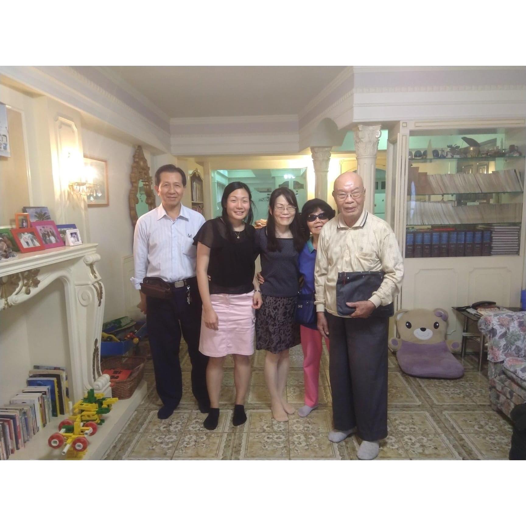 2019 Winter
Kosta, Mili, Mili's parents, and Mili's grandparents